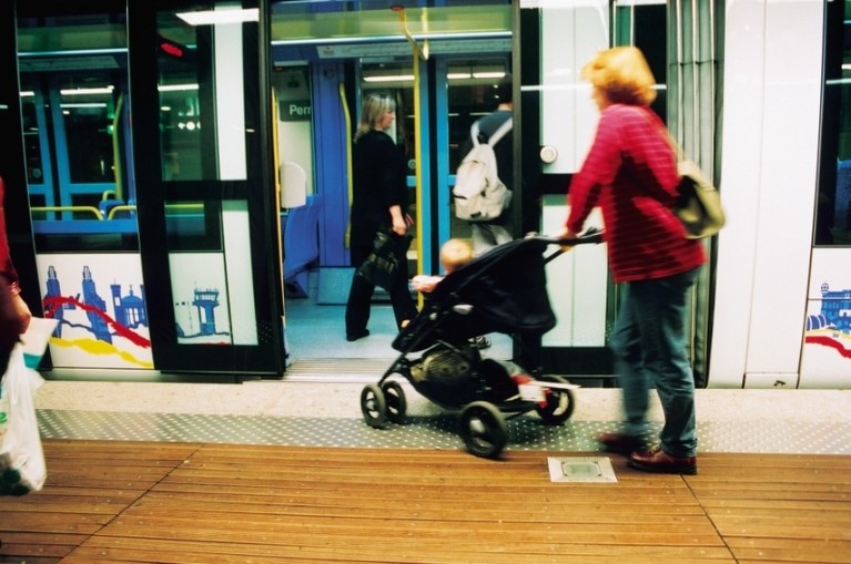 Les planchers bas facilitent l'accès aux tram, métro et bus
